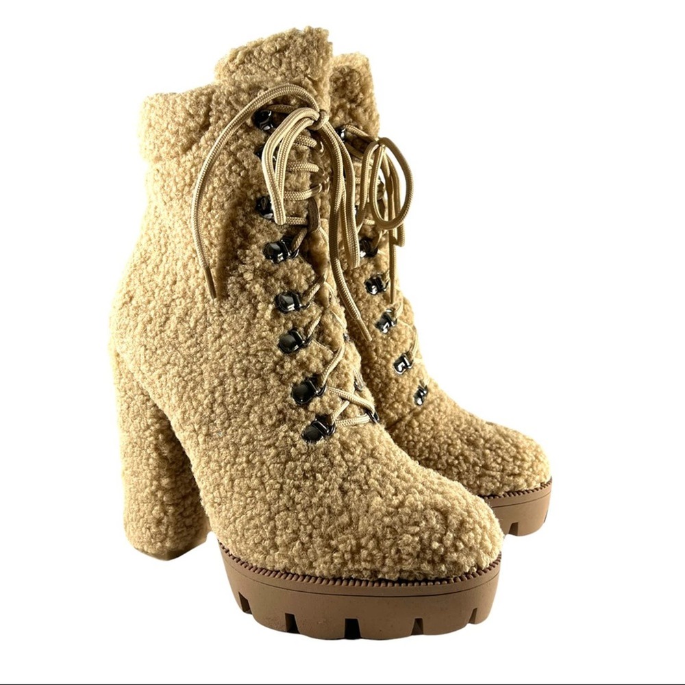 AZALEA WANG Fleece Combat Boots Beige lace up Lug Sole NEW WITH BOX 8.5 - Picture 4 of 14